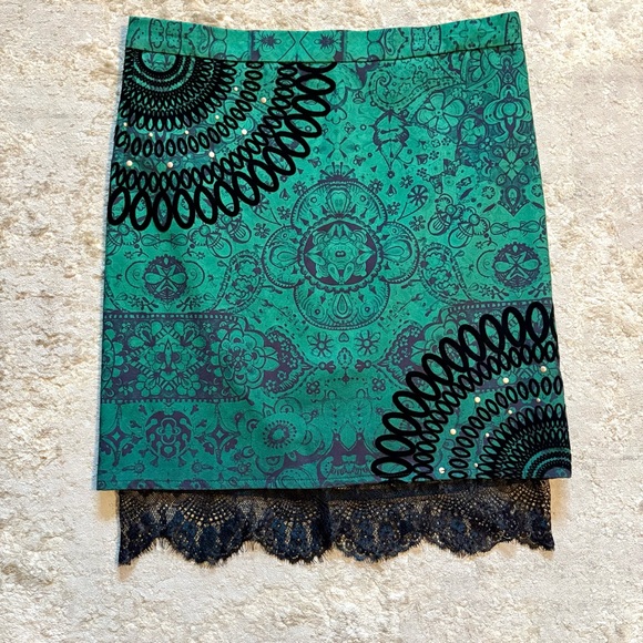 Desigual Botanical Mandala Print Skirt with Lace and Velvet Accents Size Medium - Picture 2 of 10